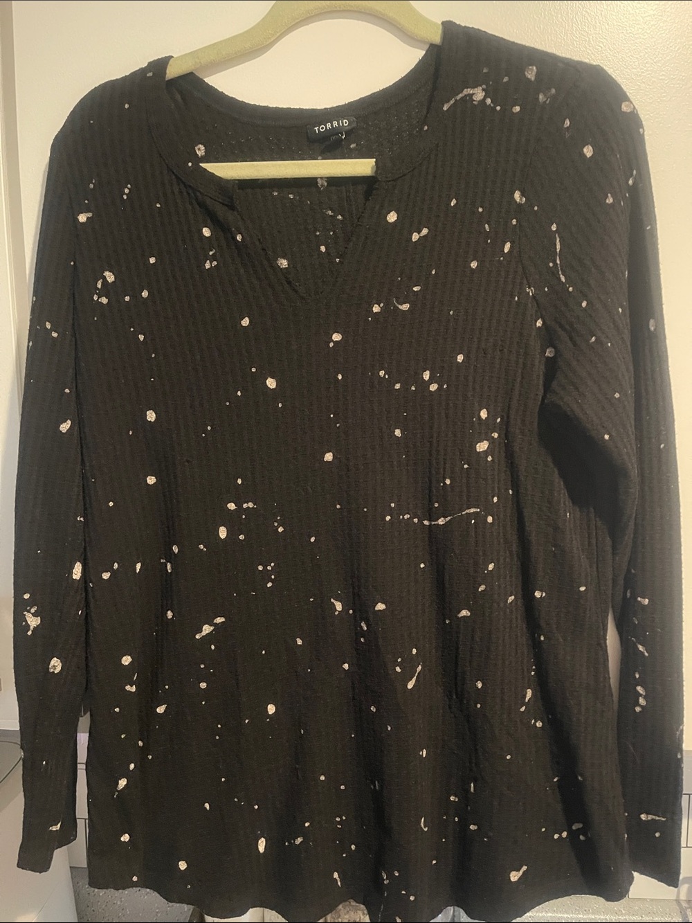 torrid Black Long Sleeve Thermal Top with White Splatter